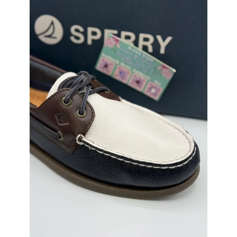 Sperry Top-Sider AO 2-Eye Boat Shoes‎ Navy White Brown Leather